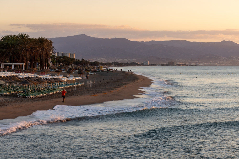 Torremolinos, Playa Bajondillo